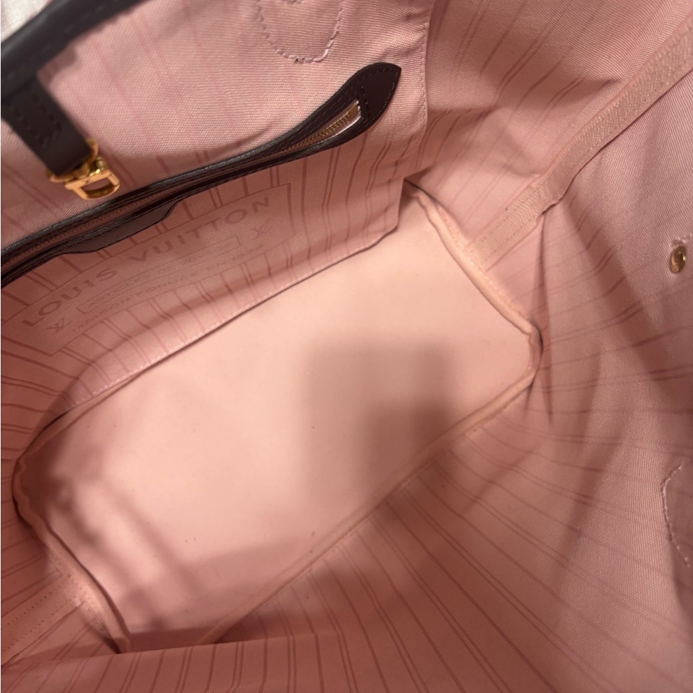 Louis Vuitton Neverfull MM in DE pink interior - Picture 7 of 7